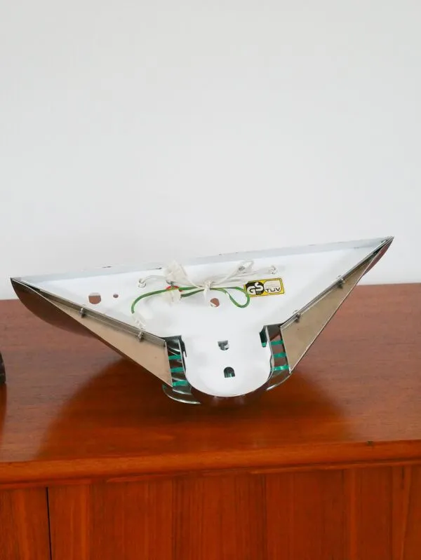 Illustration numéro 2 du produit Paire d'appliques en chrome & plexi bleu, Made in Germany, Design, 1970