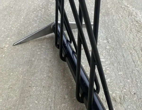 Illustration numéro 2 du produit Jean Prouvé table de la buvette de l’Aéro-club de Dancourt-les-Conflans