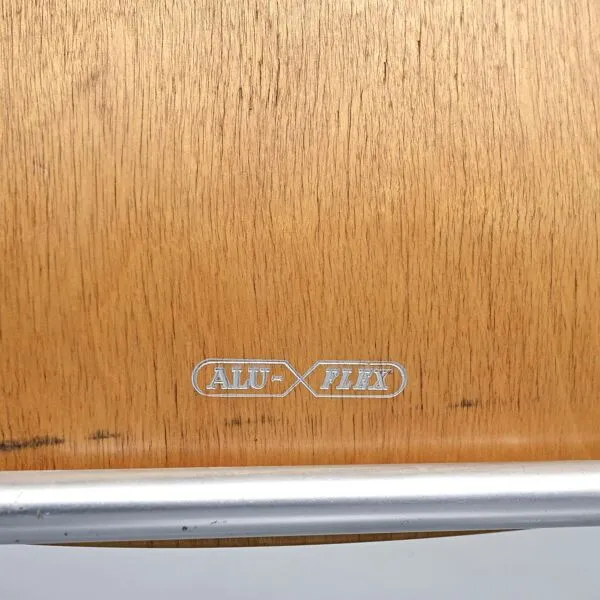 Illustration numéro 2 du produit Suite de 6 chaises Alu-Flex par Armin Wirth, vers 1965
