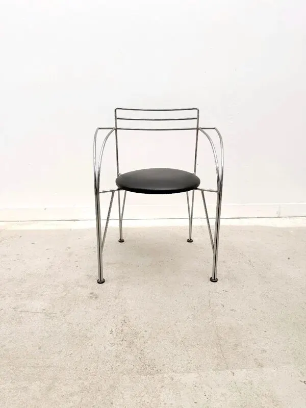 Illustration numéro 2 du produit Chaise ''Lune d'argent'' de Pascal Mourgue pour Fermob en chrome et skai, France 1980