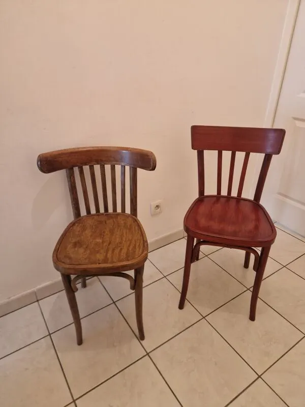 Illustration numéro 2 du produit Lot de 2 chaises bistro dépareillées