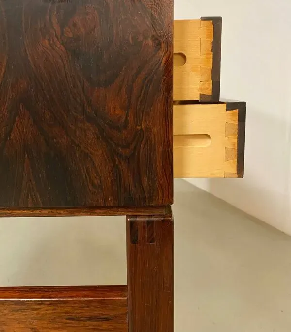 Illustration numéro 2 du produit Bureau danois en palissandre par Arne Wahl Iversen années 60