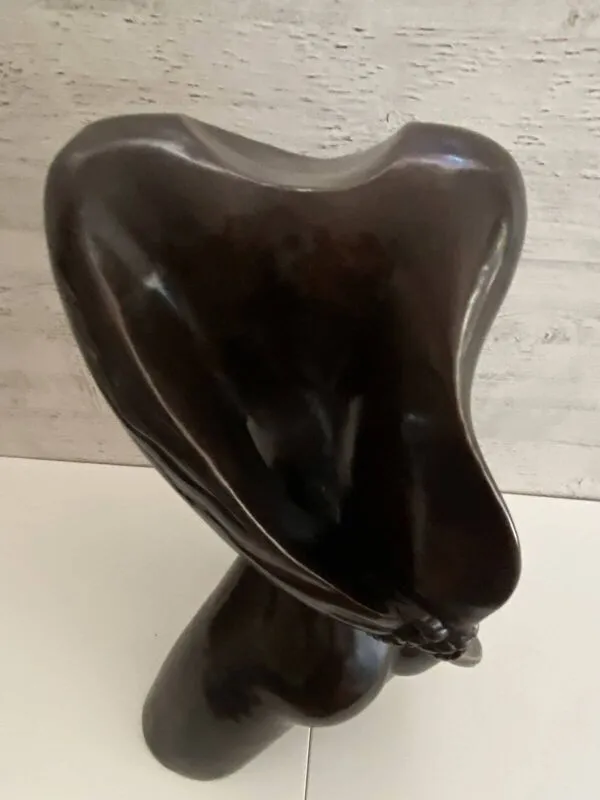 Illustration numéro 2 du produit Épreuve en Bronze Patiné Sculpture Statue Signée S. Dali Corps Féminin