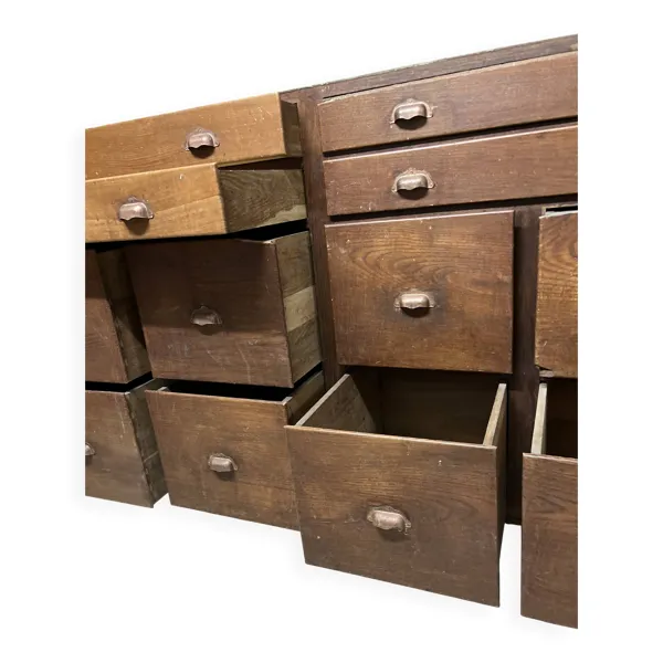 Illustration numéro 2 du produit Meuble de metier