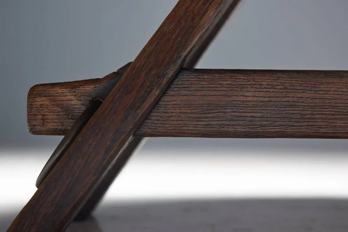 Illustration numéro 2 du produit Table basse rustique ancienne, France, années 1960