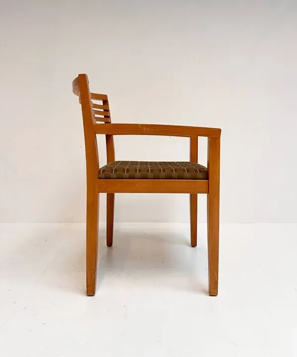 Illustration numéro 2 du produit Ensemble de 4 chaises Riccio par Ricchio pour Knoll, années 1980.
