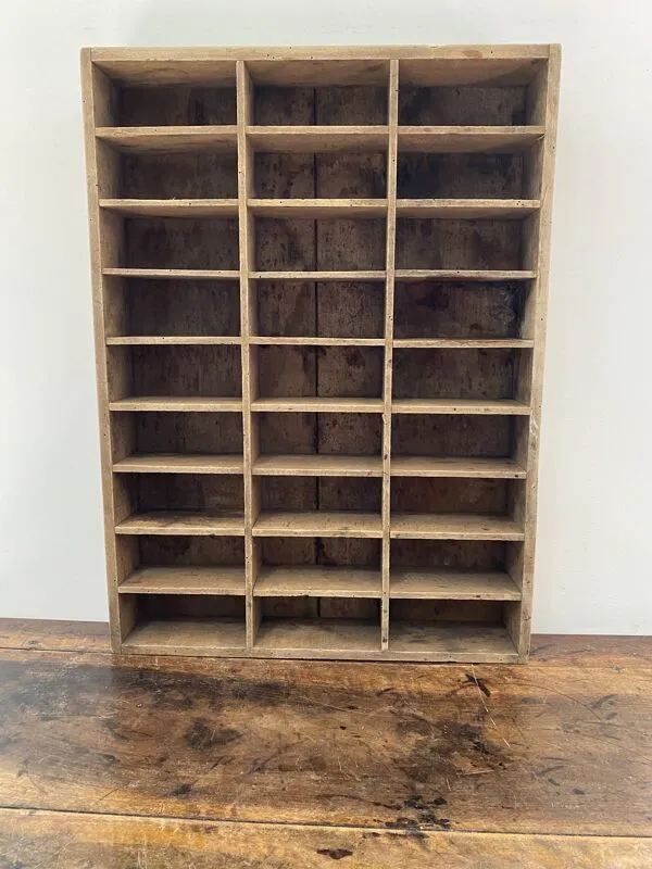 Illustration numéro 2 du produit Casier d'atelier