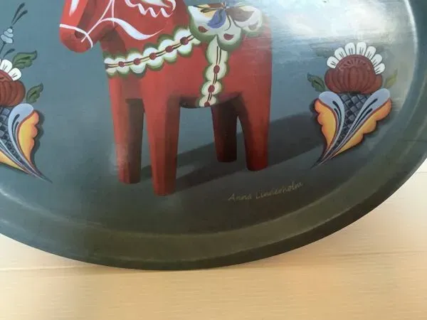 Illustration numéro 2 du produit Petit plateau Anna Linderholm Skandinavisk Hemslöjd scandinave