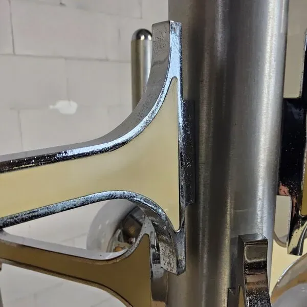 Illustration numéro 2 du produit Lampe suspendue vintage Space Age en chrome design italien de Gaetano Sciolari