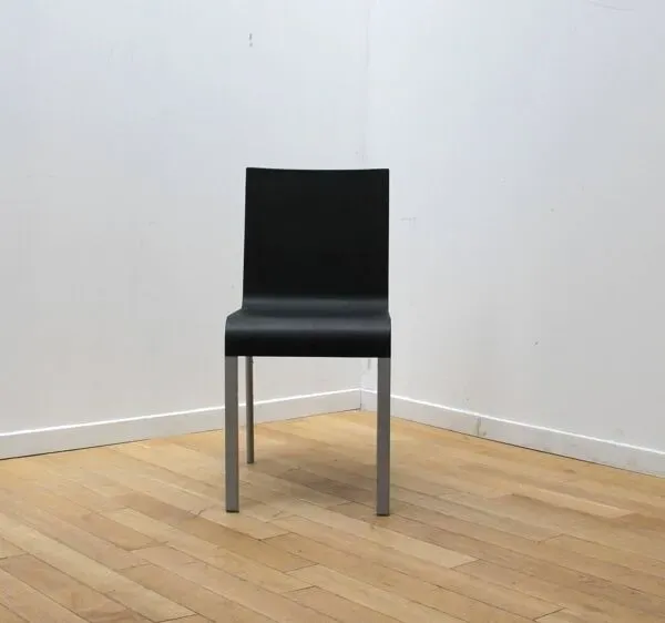 Illustration numéro 2 du produit Suite de 8 chaises 03 ,Vitra