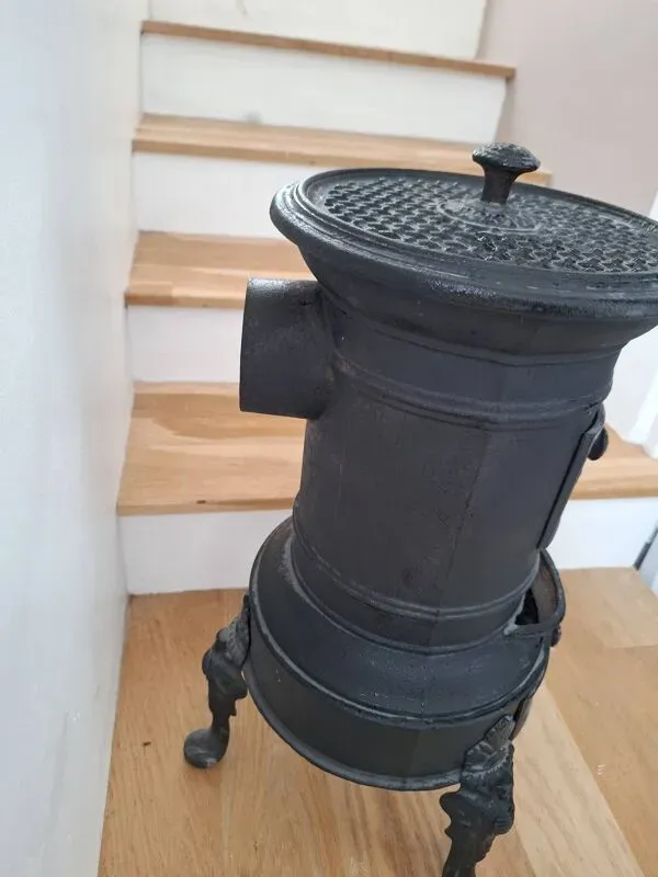 Illustration numéro 2 du produit Poêle à bois rosières