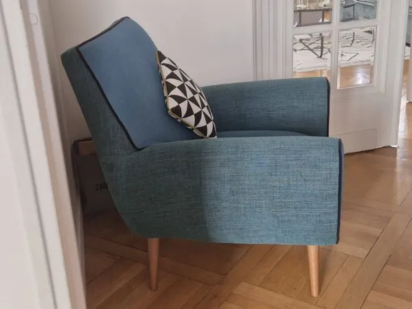 Illustration numéro 2 du produit Fauteuil club bleu canard