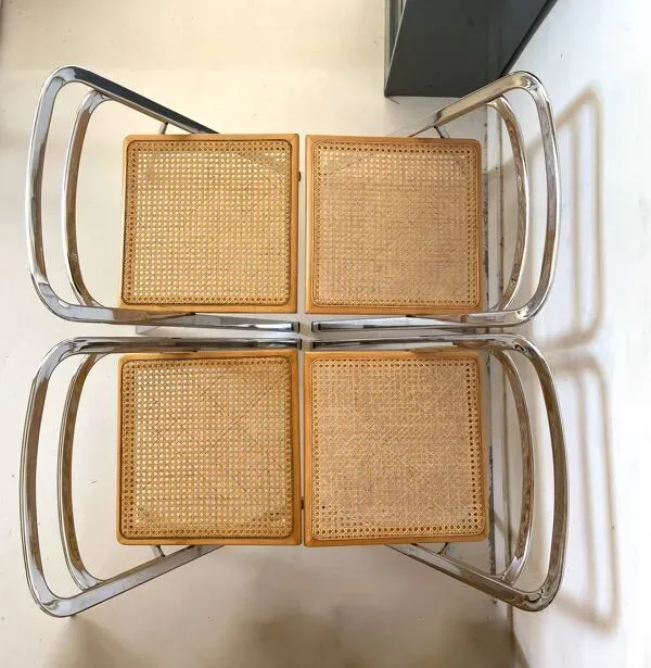 Illustration numéro 2 du produit 4 chaises pliantes en cannage et chrome par Giorgio Cattelan poru Cidue, 1970