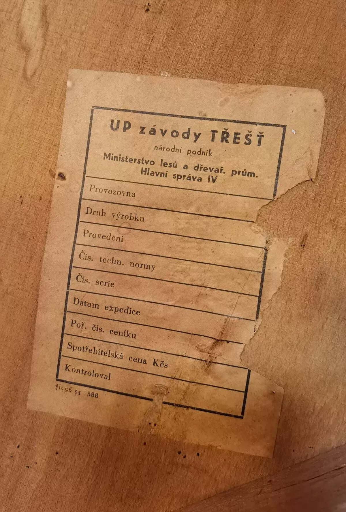 Illustration numéro 2 du produit Table Spider H 259 Jindřich Halabala 1930