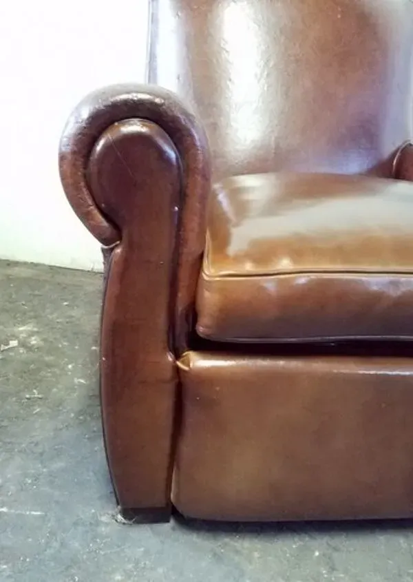 Illustration numéro 2 du produit Fauteuil club