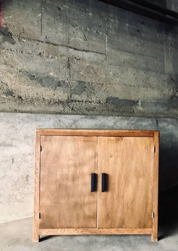 Illustration numéro 2 du produit Buffet, meuble de métier, vers 1950