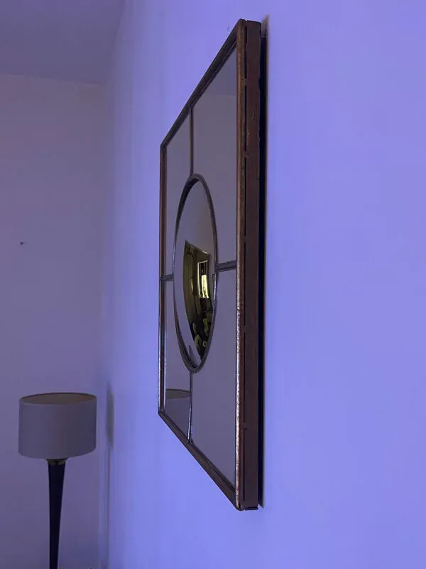 Illustration numéro 2 du produit Miroir convexe 1960.