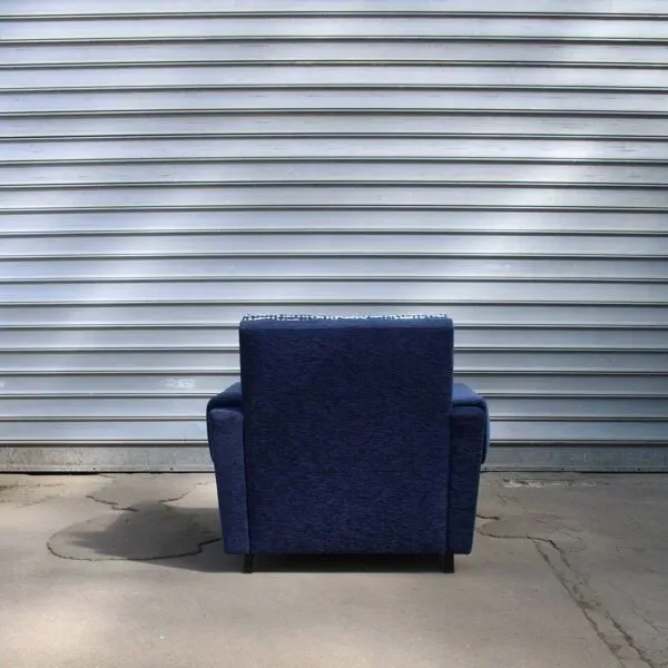 Illustration numéro 2 du produit Fauteuil club vintage