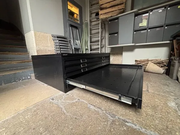 Illustration numéro 2 du produit Meuble à plans BISLEY A0 – 5 tiroirs