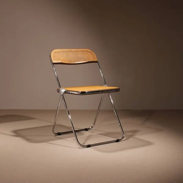 Illustration numéro 2 du produit 4 chaises pliantes 'Plia' de Giancarlo Piretti pour Anonima Castelli
