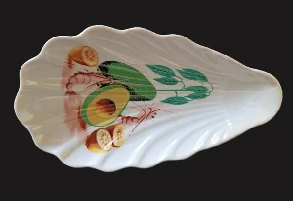 Illustration numéro 2 du produit Service à avocats pour 6 pers. en porcelaine, manufacture Pillivuyt
