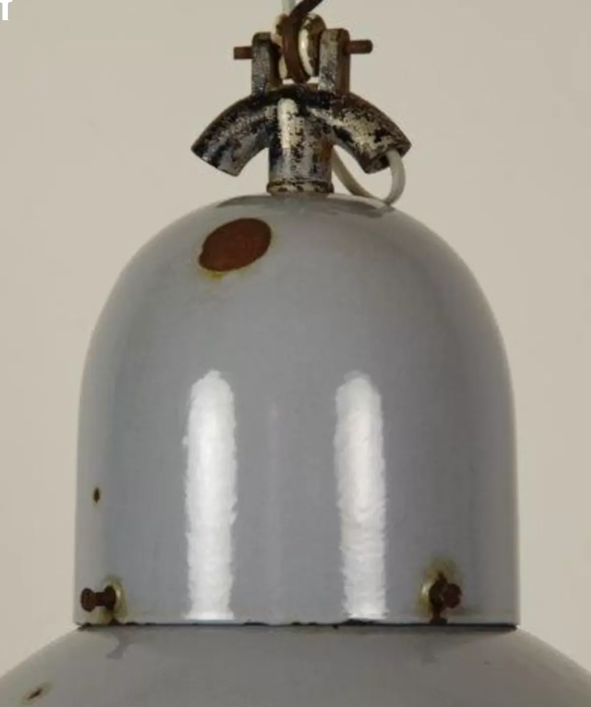 Illustration numéro 2 du produit Industrial suspension blue gray