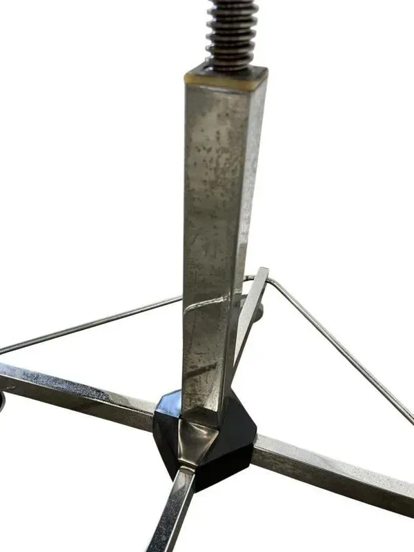 Illustration numéro 2 du produit Chaise de bureau industrielle vintage / chaise d'atelier / chaise de bureau