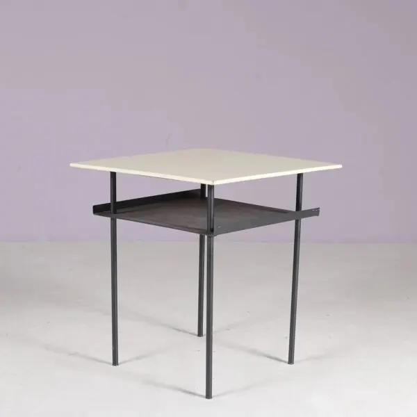 Illustration numéro 2 du produit Table d'appoint Auping de Wim Rietveld des années 1950