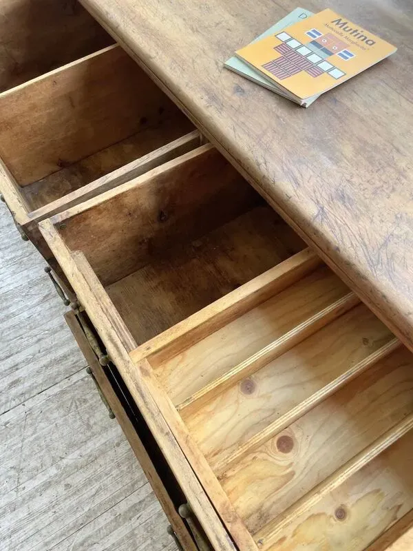 Illustration numéro 2 du produit Meuble de métier de soyeux noyer XXL années 50