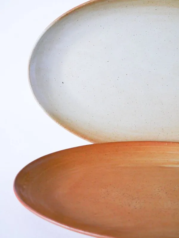 Illustration numéro 2 du produit Paire de grands plats ovals en grès, 1970