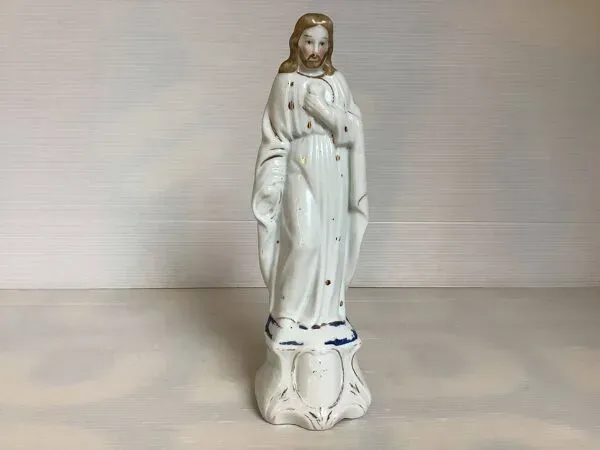 Illustration numéro 2 du produit Ancienne statuette religieuse
