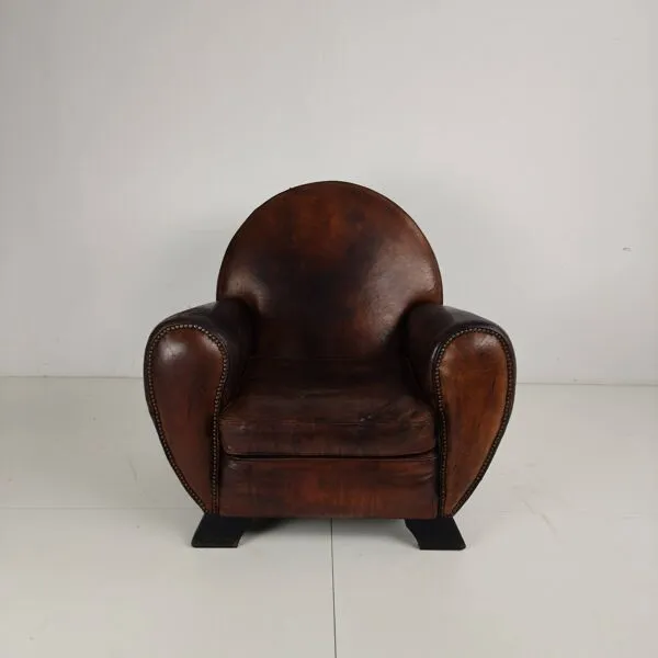 Illustration numéro 2 du produit Fauteuil Club Art Déco en Cuir pour Homme