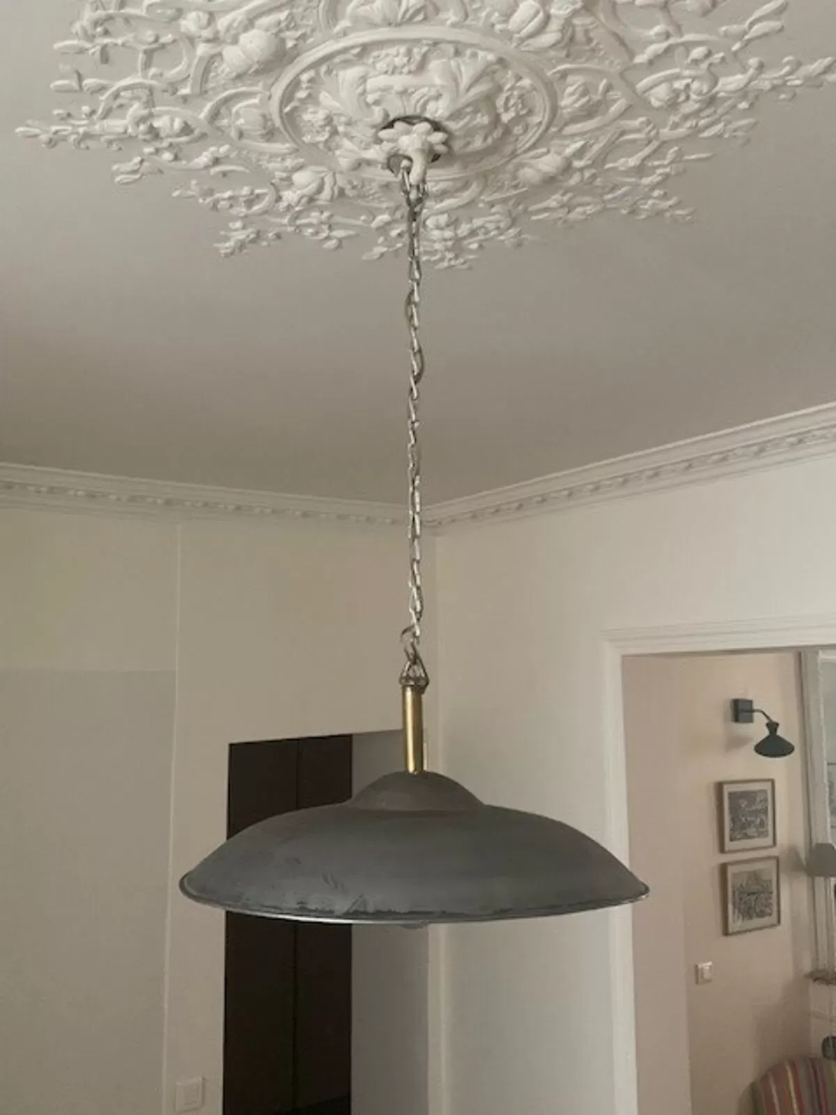 Illustration numéro 2 du produit Suspension industrielle