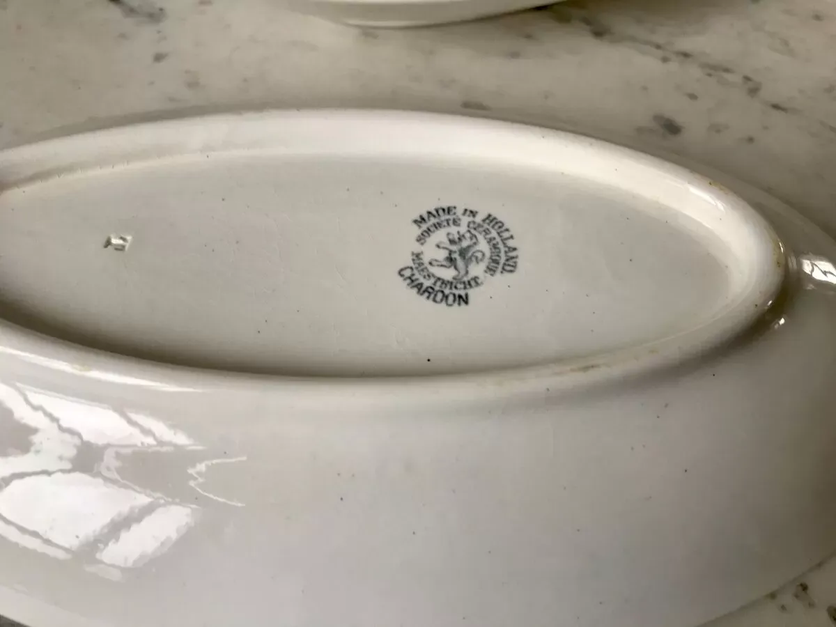 Illustration numéro 2 du produit Trio de raviers Terre de Fer Société Céramique Maestricht modèle Chardon made in Holland fin XIXème