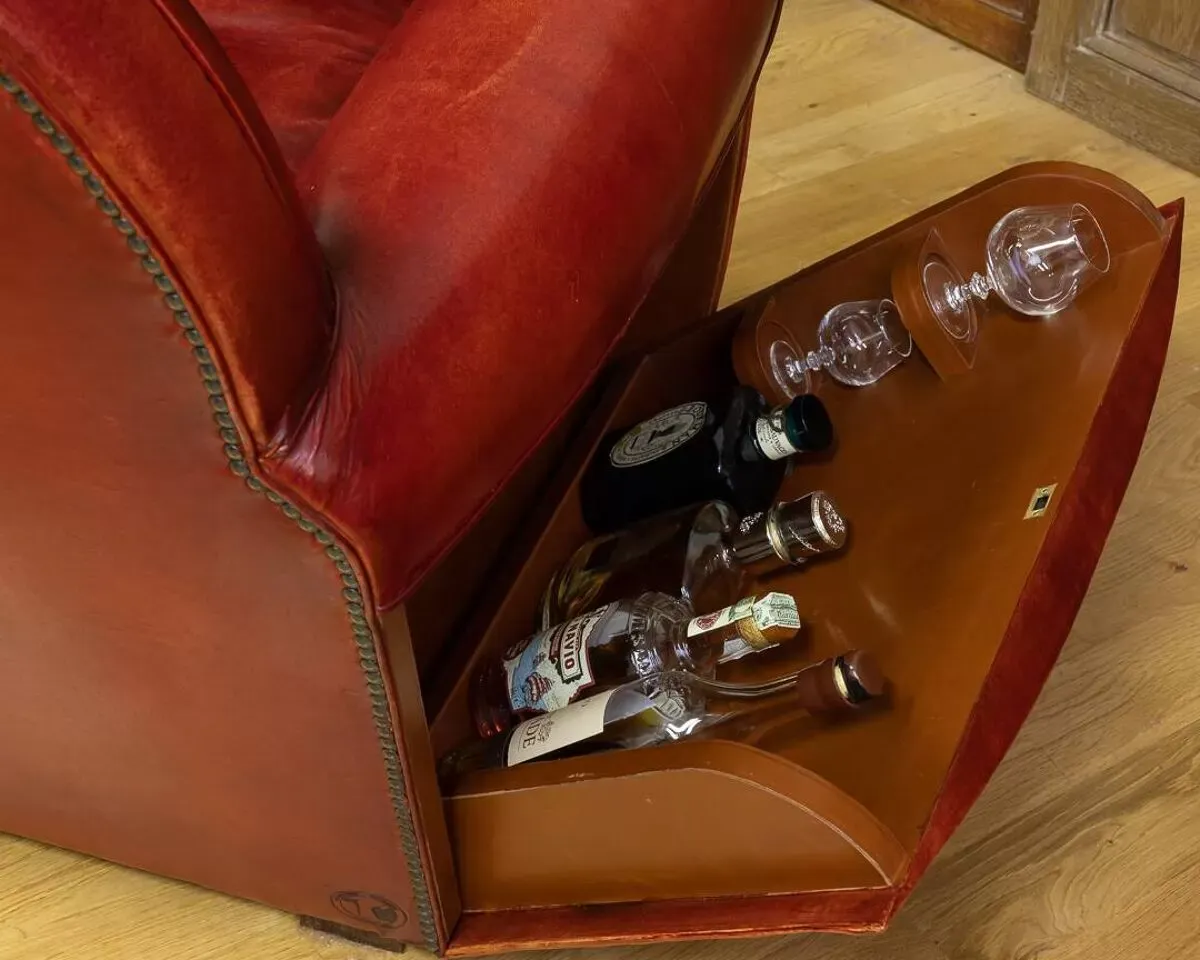 Illustration numéro 2 du produit Fauteuil club Bar