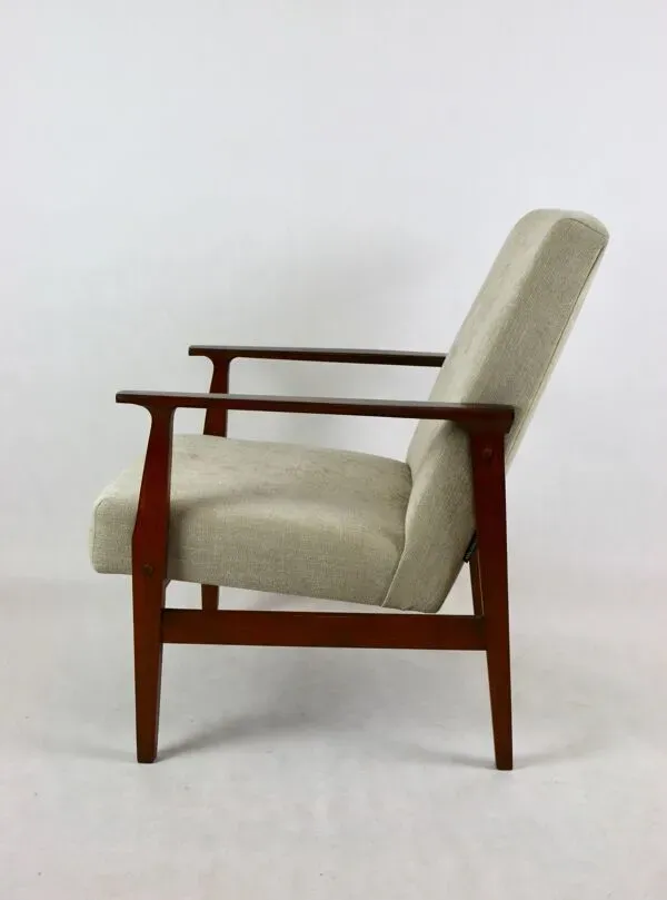 Illustration numéro 2 du produit Fauteuil Club Beige Vintage, Années 70