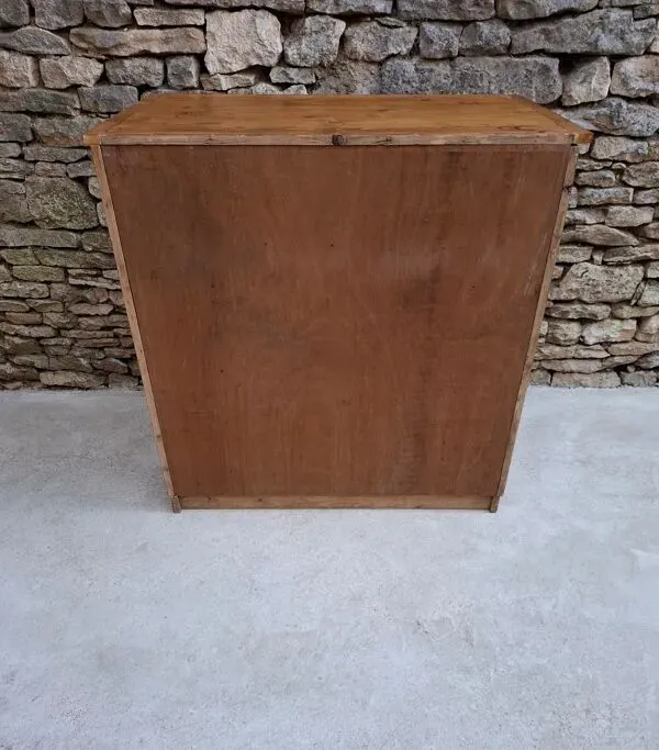 Illustration numéro 2 du produit Meuble de métiers à 12 tiroirs