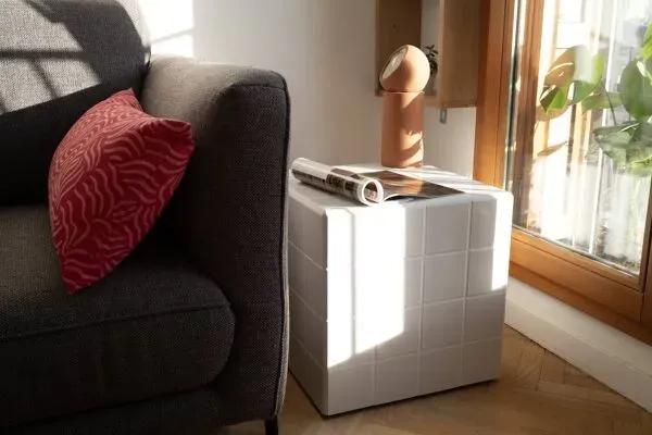 Illustration numéro 2 du produit Cube-Table d'appoint-Table de chevet-Carreaux-Céramique-Blanc-Brillant