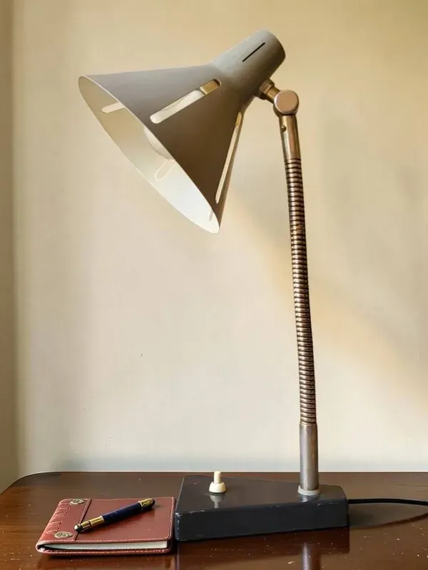 Illustration numéro 2 du produit Lampe de bureau Zonneserie - Hala Zeist