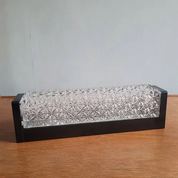 Illustration numéro 2 du produit Grande Applique ERCO Bakélite & Cristal Pressé – 33 cm – Design 1970