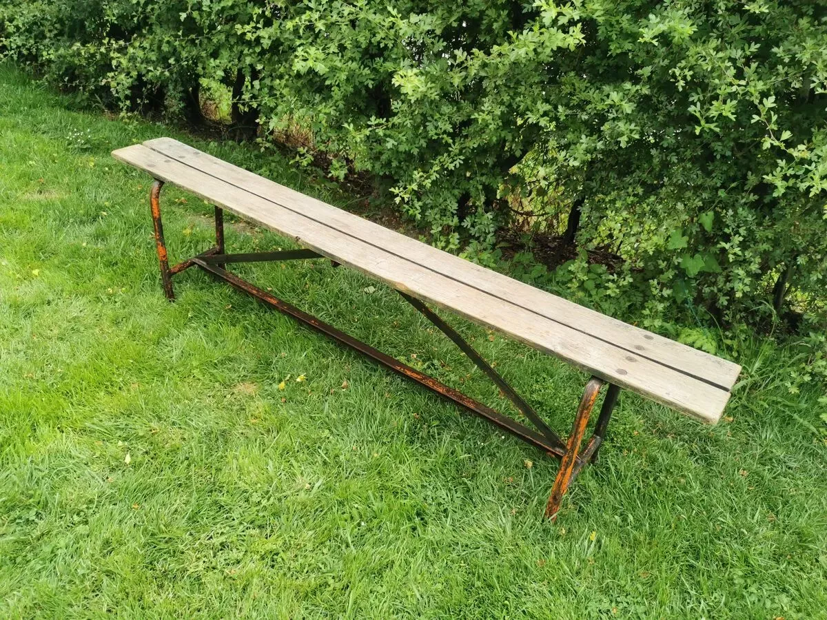 Illustration numéro 2 du produit Banc industriel