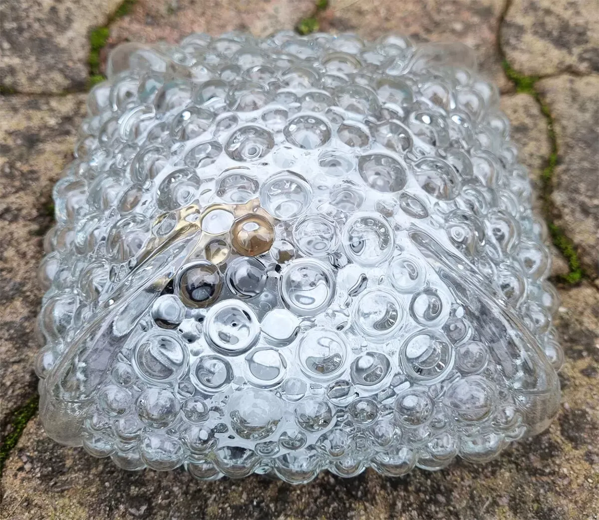 Illustration numéro 2 du produit Plafonnier applique ''Bubble'' Héléna Tynell années 60