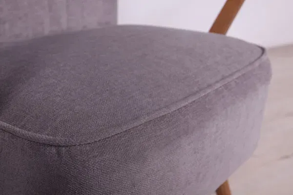 Illustration numéro 2 du produit Fauteuil années 1950