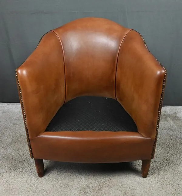 Illustration numéro 2 du produit Fauteuil club solange en cuir de mouton