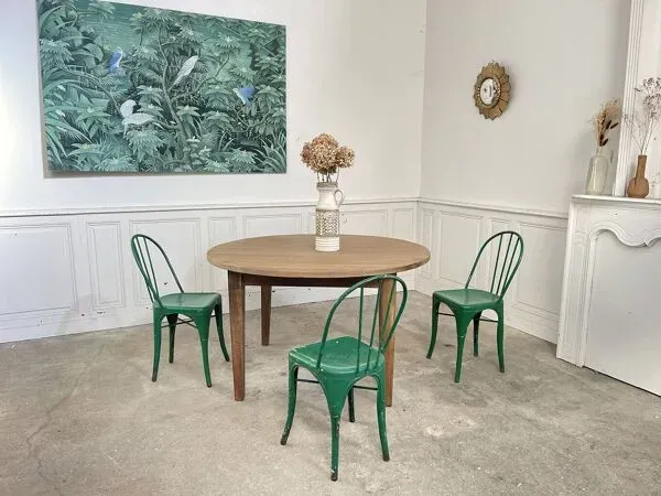 Illustration numéro 2 du produit Suite de 6 chaises TOLIX modèle ''B