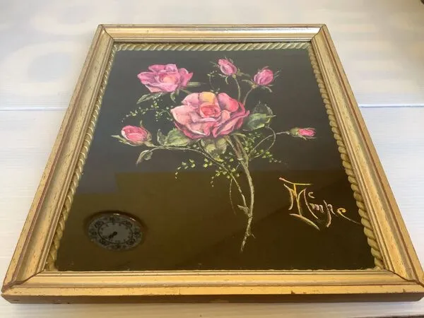 Illustration numéro 2 du produit Tableau bouquet de fleurs peint sur velours signée