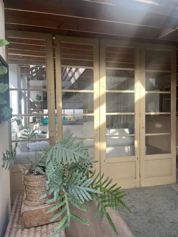 Illustration numéro 2 du produit lot de quatre portes de séparation vitrées grande taille