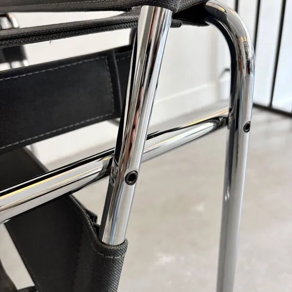 Illustration numéro 2 du produit Fauteuil Wassily par Marcel Breuer pour Knoll international