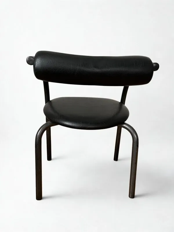 Illustration numéro 2 du produit 5 chaises design modernistes de Xcol
