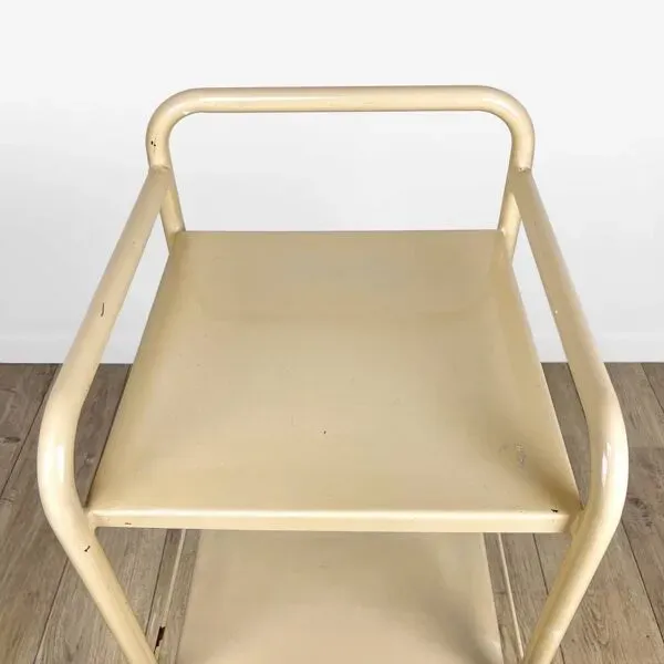 Illustration numéro 2 du produit Étagère métal tubulaire Éducation Nationale années 50